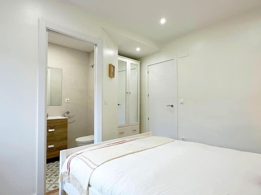 Apartamento De Diseno En Laredo Centro Екстериор снимка