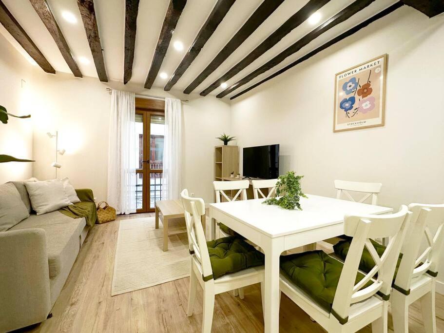 Apartamento De Diseno En Laredo Centro Екстериор снимка