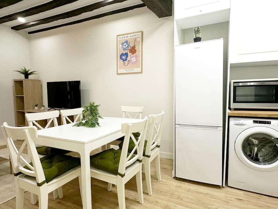Apartamento De Diseno En Laredo Centro Екстериор снимка